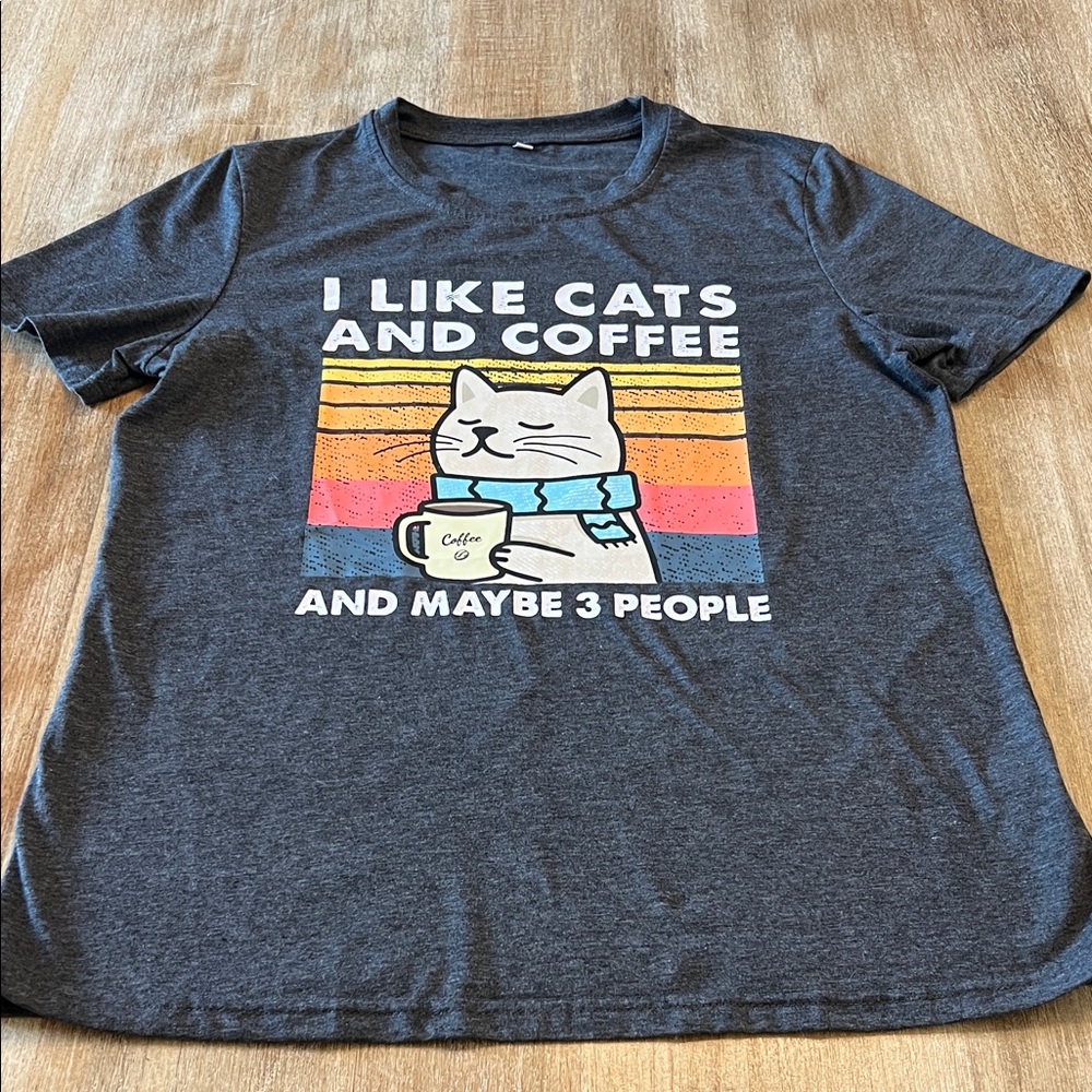 Gray Cat and Coffee Graphic T-Shirt Women's M